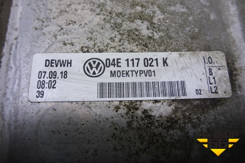 Радиатор масляный (04E117021K) для Volkswagen Polo (седан) с 2010г (Поло)