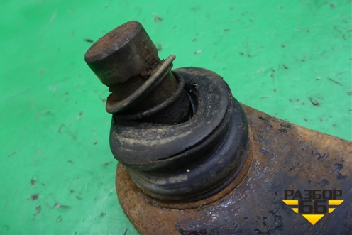 Рычаг передний правый для Mitsubishi Lancer-9  с 2003-2008г (Лансер)