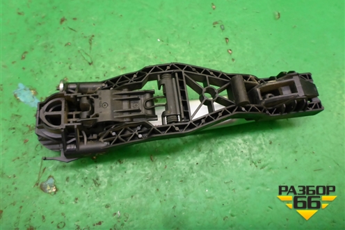 Ручка наружная двери задней правой (6Q4839885) для Skoda Superb с 2001-2008г (Суперб)