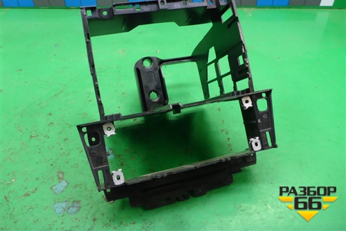 Кронштейн магнитолы (3U0858757) для Skoda Superb с 2001-2008г (Суперб)