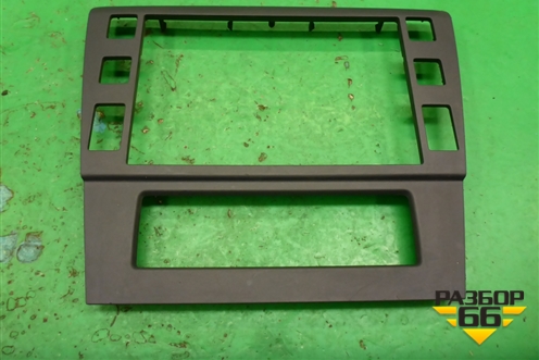 Рамка магнитолы (3U0858069G) для Skoda Superb с 2001-2008г (Суперб)