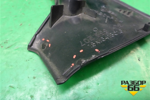 Накладка внутренняя (на консоль левая) (3U1858207) для Skoda Superb с 2001-2008г (Суперб)