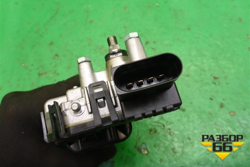 Моторчик стеклоочистителя передний (3B1955113D) для Skoda Superb с 2001-2008г (Суперб)