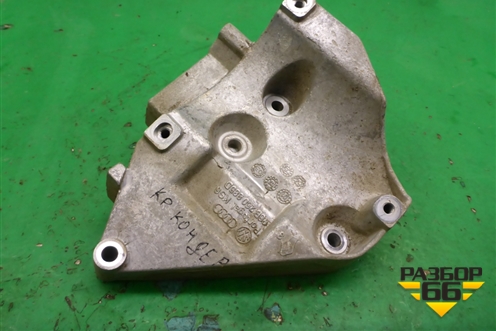 Кронштейн компрессора кондиционера (06B260885D) для Skoda Superb с 2001-2008г (Суперб)