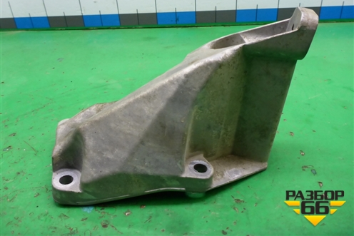 Кронштейн двигателя левый (1.8л AWT) (8D0199307P) для Skoda Superb с 2001-2008г (Суперб)