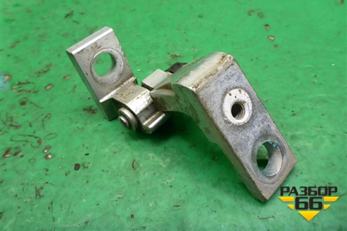 Петля двери передней правой верхняя для Skoda Superb с 2001-2008г (Суперб)