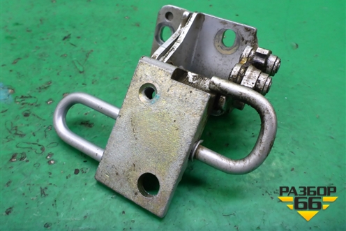 Петля двери передней правой нижняя для Skoda Superb с 2001-2008г (Суперб)