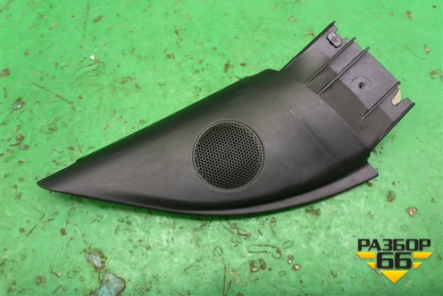 Накладка двери передней правой уголок (3B0837994) для Skoda Superb с 2001-2008г (Суперб)