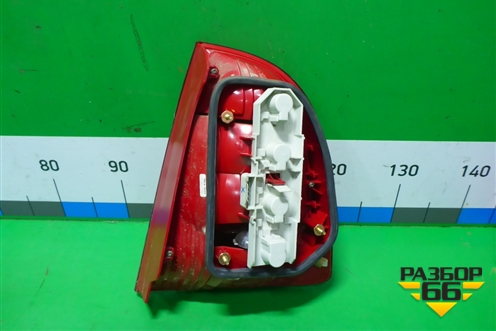 Фонарь задний левый (до 2006г седан) (3U5945111) для Skoda Superb с 2001-2008г (Суперб)