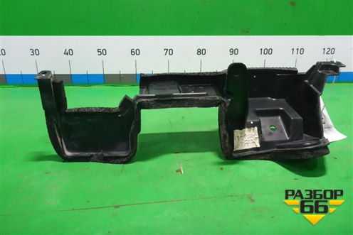 Дефлектор радиатора правый (302001177AA) для OMODA C5 с 2022г (Ц5)