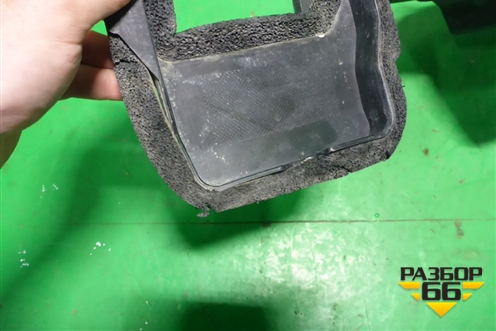 Дефлектор радиатора правый (302001177AA) для OMODA C5 с 2022г (Ц5)