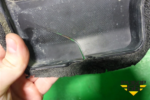 Дефлектор радиатора правый (302001177AA) для OMODA C5 с 2022г (Ц5)