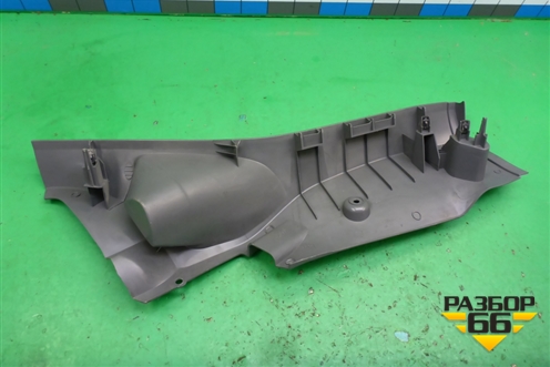 Обшивка стойки задняя нижняя левая (4M51A31017AFW) для Ford Focus 2 с 2008-2011г (Фокус)