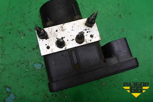 Блок ABS (8M512C405AA) для Ford Focus 2 с 2008-2011г (Фокус)