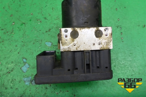 Блок ABS (8M512C405AA) для Ford Focus 2 с 2008-2011г (Фокус)