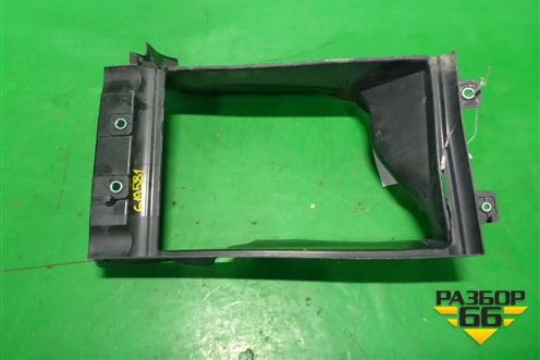 Воздухозаборник интеркулера левый (165D170010) для Toyota Land Cruiser (300) с 2021г (Ленд Крузер)