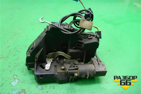 Замок двери задней правой для Mercedes Benz CLS C219 с 2004-2010г (ЦЛС)