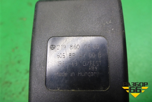 Замок ремня безопасности задний (2198600669) для Mercedes Benz CLS C219 с 2004-2010г (ЦЛС)