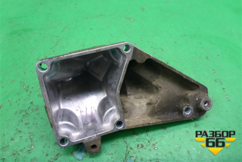 Кронштейн двигателя левый (5.5л M273E55) (A2732230904) для Mercedes Benz CLS C219 с 2004-2010г (ЦЛС)