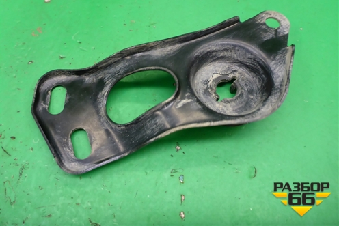 Кронштейн подрамника правый для Kia K5 с 2020г (К5)