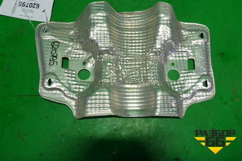 Экран тепловой (4M0521443D) для Audi Q7 c 2015г (Ку 7)