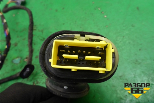 Проводка двери передней правой (9657592780) для Citroen C4 с 2005-2011г (С4)