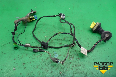 Проводка двери передней правой (9657592780) для Citroen C4 с 2005-2011г (С4)