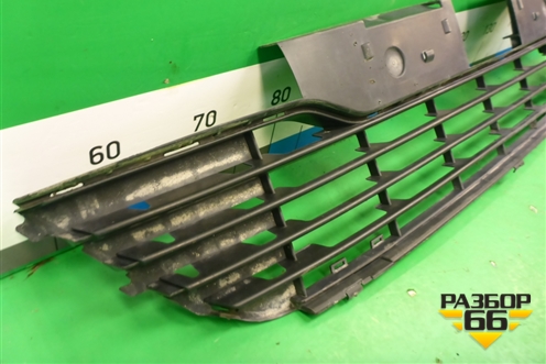 Решетка в передний бампер центральная (7414 JP 9646215877) для Citroen C4 с 2005-2011г (С4) (7414JP)