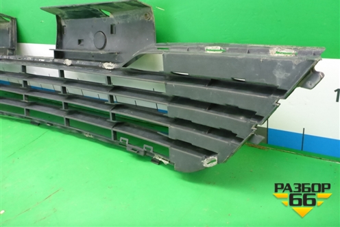 Решетка в передний бампер центральная (7414 JP 9646215877) для Citroen C4 с 2005-2011г (С4) (7414JP)