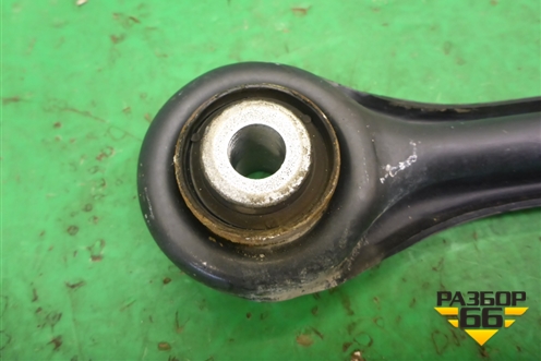 Рычаг задний верхний (передний) (A1723500406) для Mercedes Benz SLK R172 с 2010-2016г (СЛК)