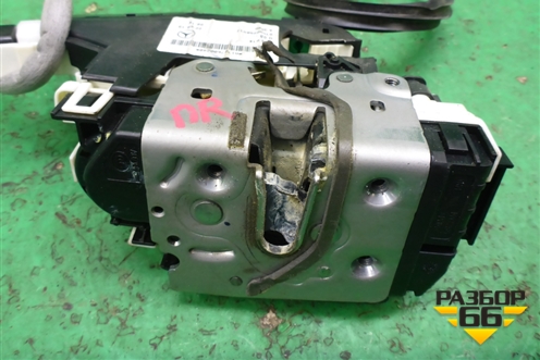 Замок двери правой (A1727600240) для Mercedes Benz SLK R172 с 2010-2016г (СЛК)