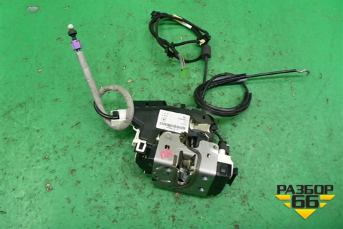 Замок двери правой (A1727600240) для Mercedes Benz SLK R172 с 2010-2016г (СЛК)