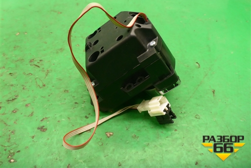 Модуль кнопок управления магнитолой (A1728701558) для Mercedes Benz SLK R172 с 2010-2016г (СЛК)