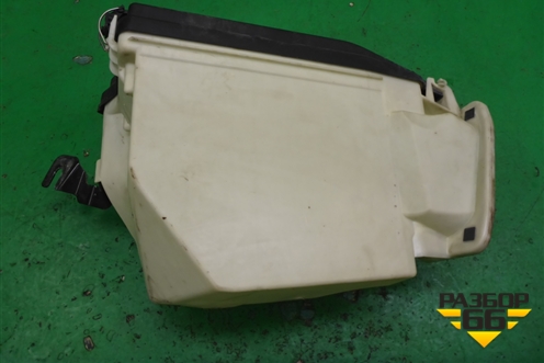 Корпус блока предохранителей (A1725450001) для Mercedes Benz SLK R172 с 2010-2016г (СЛК)