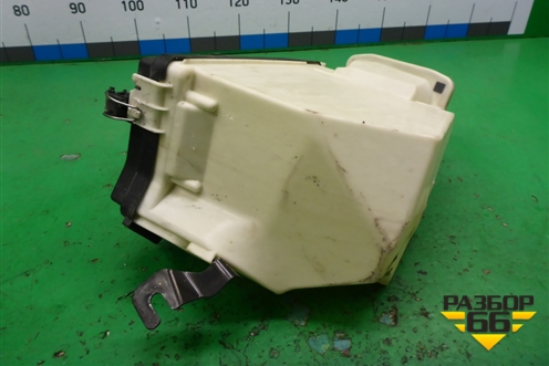 Корпус блока предохранителей (A1725450001) для Mercedes Benz SLK R172 с 2010-2016г (СЛК)