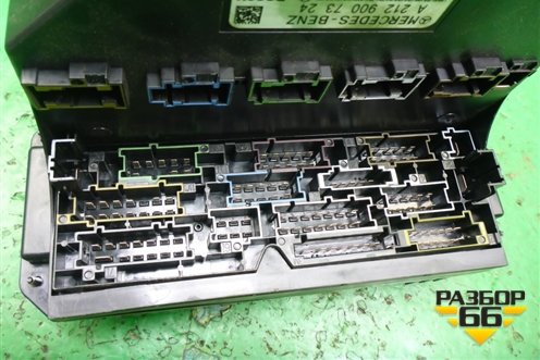 Блок предохранителей (A2129007324) для Mercedes Benz SLK R172 с 2010-2016г (СЛК)