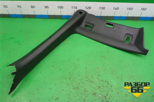 Обшивка стойки лобового стекла левая (A1726901325) для Mercedes Benz SLK R172 с 2010-2016г (СЛК)