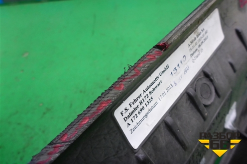 Обшивка стойки лобового стекла левая (A1726901325) для Mercedes Benz SLK R172 с 2010-2016г (СЛК)