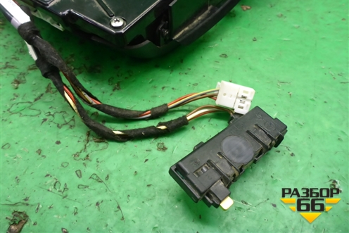 Плафон салонный (A1729000909) для Mercedes Benz SLK R172 с 2010-2016г (СЛК)