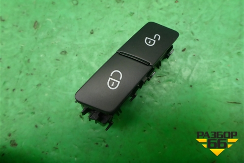Кнопка центрального замка (A2049058502) для Mercedes Benz SLK R172 с 2010-2016г (СЛК)