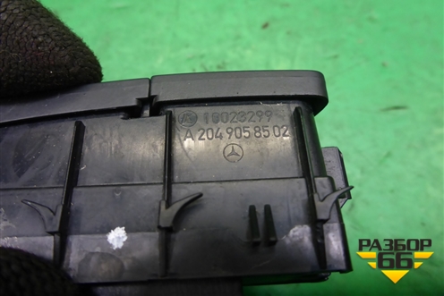 Кнопка центрального замка (A2049058502) для Mercedes Benz SLK R172 с 2010-2016г (СЛК)