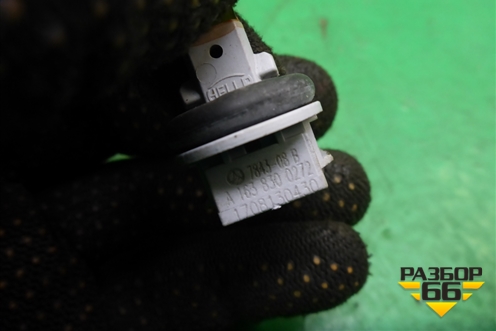 Датчик температуры воздуха (салонный) (A1638300272) для Mercedes Benz SLK R172 с 2010-2016г (СЛК)