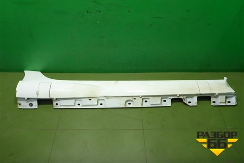 Накладка на порог наружная правая (A1726980354) для Mercedes Benz SLK R172 с 2010-2016г (СЛК)