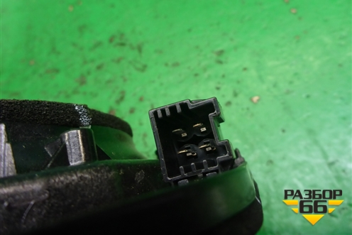 Динамик (A1728200102) для Mercedes Benz SLK R172 с 2010-2016г (СЛК)