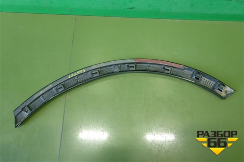 Накладка заднего крыла правого (4M0853818H) для Audi Q7 c 2015г (Ку 7)