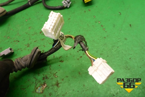 Проводка двери передней правой (24125JD06A) для Nissan Qashqai (J10E) с 2006-2013г (Кашкай)