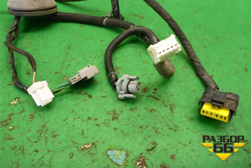 Проводка двери передней правой (24125JD06A) для Nissan Qashqai (J10E) с 2006-2013г (Кашкай)