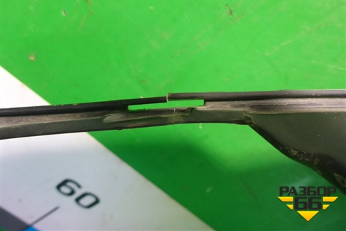 Кронштейн переднего бампера левый (4M0807095G) для Audi Q7 c 2015г (Ку 7)