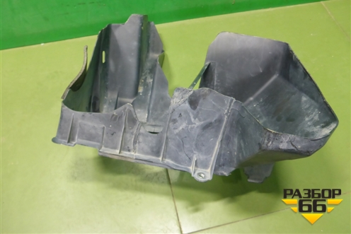 Дефлектор радиатора (АКПП) (3291760080) для Lexus LX-570 с 2015г (ЛХ)