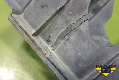 Дефлектор радиатора (АКПП) (3291760080) для Lexus LX-570 с 2015г (ЛХ)